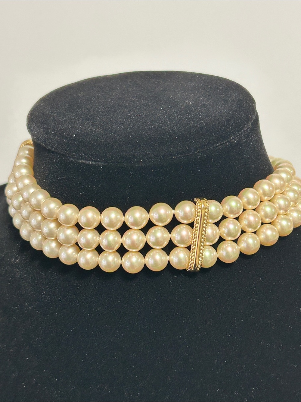 Classic Three-Strand Pearl Choker with Gold Accent - Ivory
